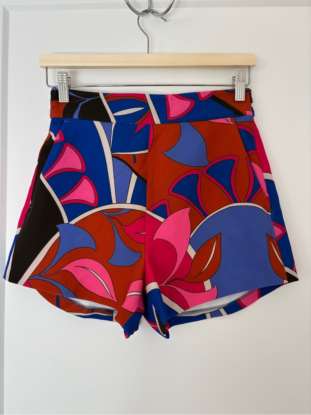 Zara High-Waist Floral Print Shorts in Blue, Pink, Red, Black